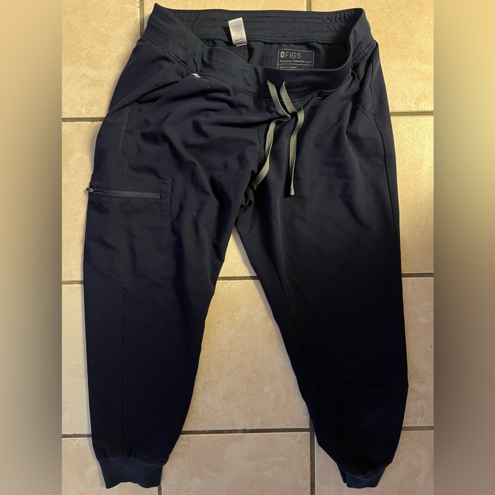 XL petite Zamora jogger scrub pants navy